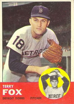 1963 Topps Baseball Cards      044      Terry Fox